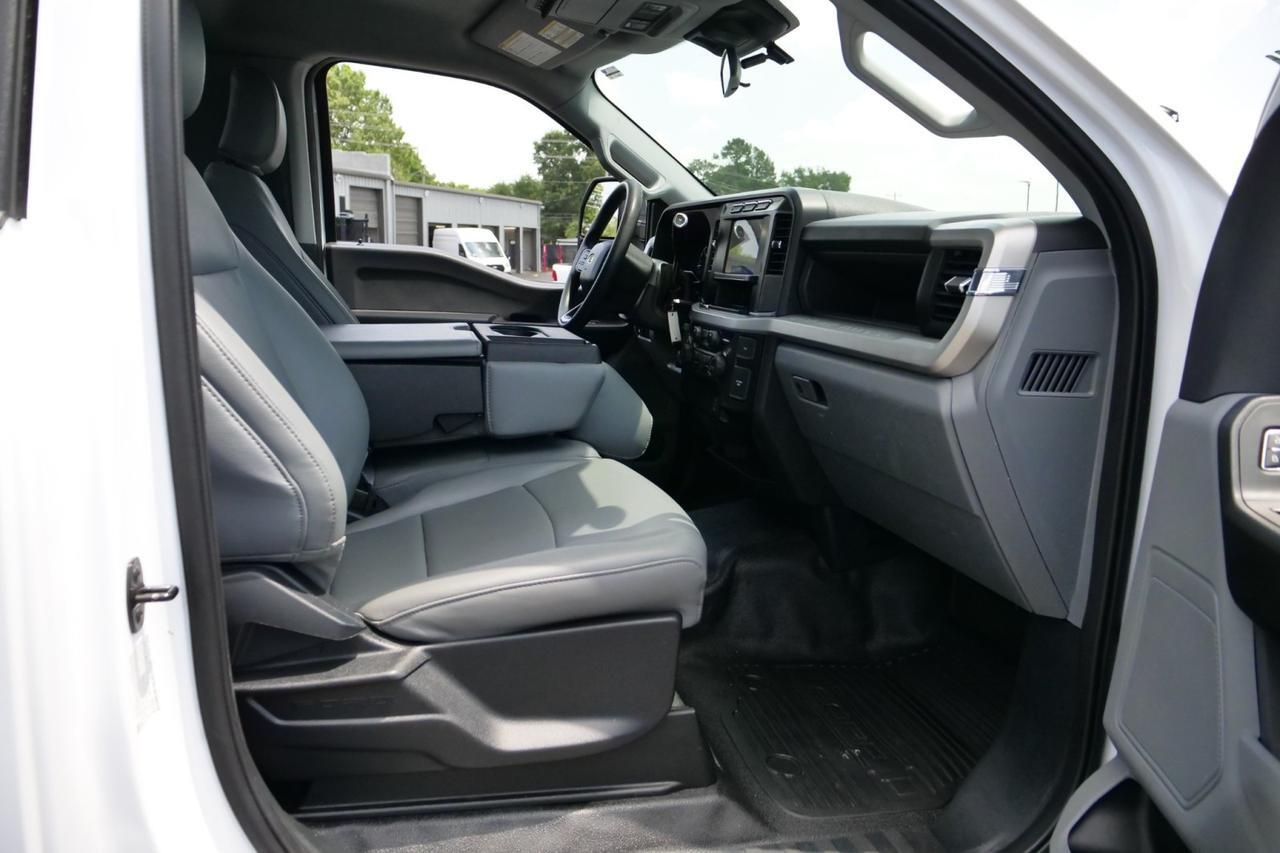 2023 Ford Super Duty F-350 XL 4X4 / 6.7L V8 Diesel / Tailgate Step! Lincolnton NC