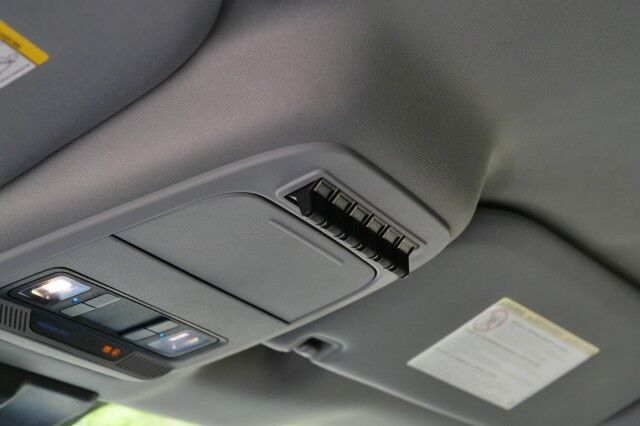 2023 Ford Super Duty F-350 XL 4X4 / Chrome Package / 6.8L V8! High Point NC