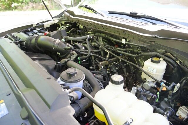 2023 Ford Super Duty F-350 XL 4X4 / Chrome Package / 6.8L V8! High Point NC