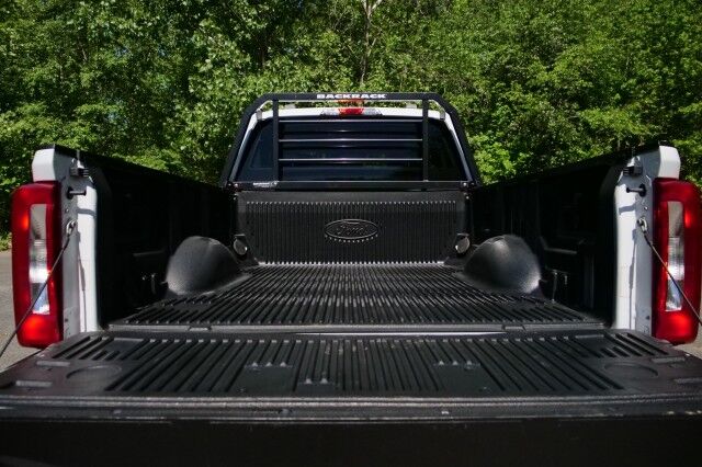 2023 Ford Super Duty F-350 XL 4X4 / Chrome Package / 6.8L V8! High Point NC