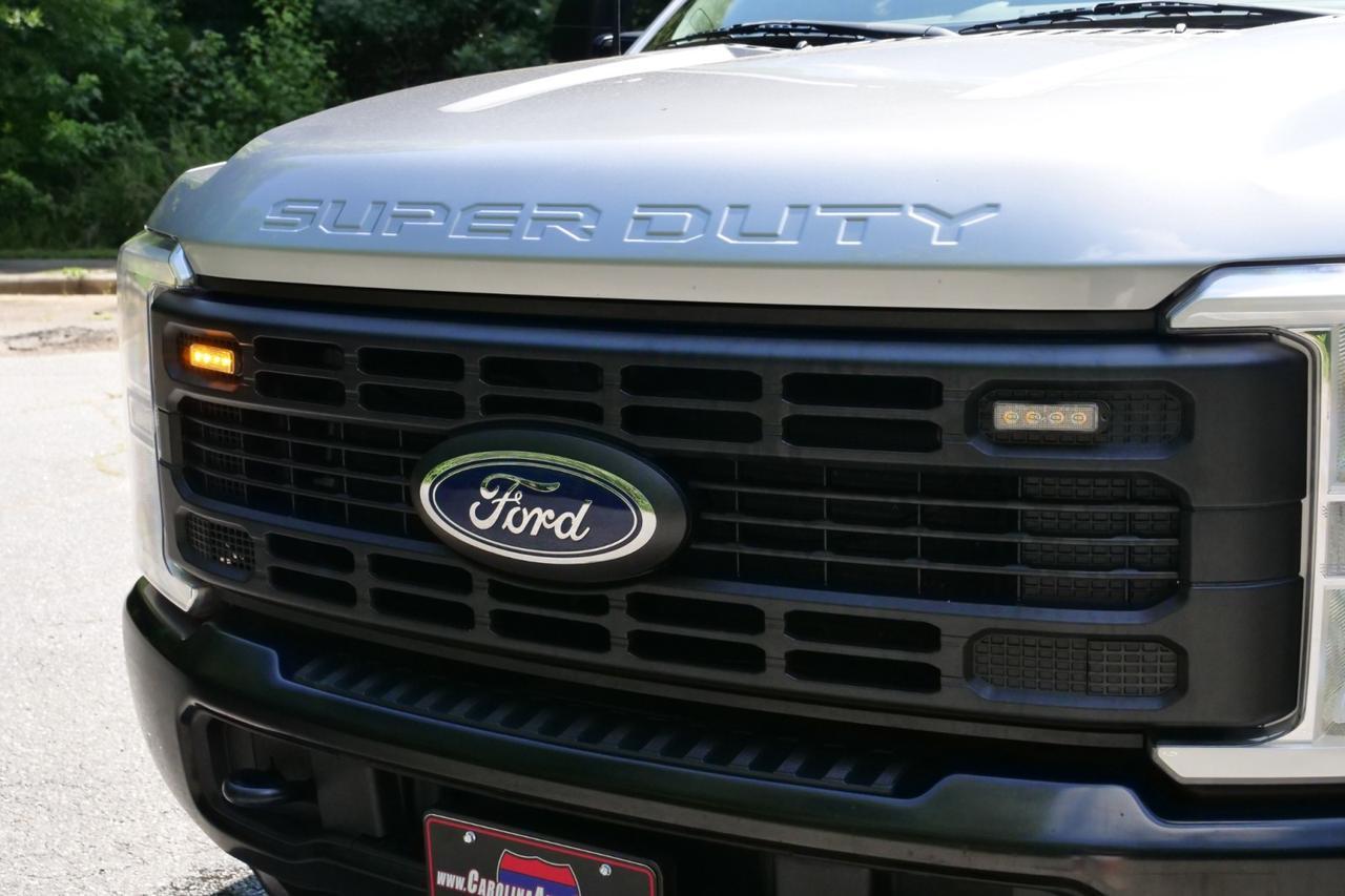 2023 Ford Super Duty F-350 XL 4X4 / PJ's Truck Body / 9FT Stake Bed / Power Lift! Lincolnton NC