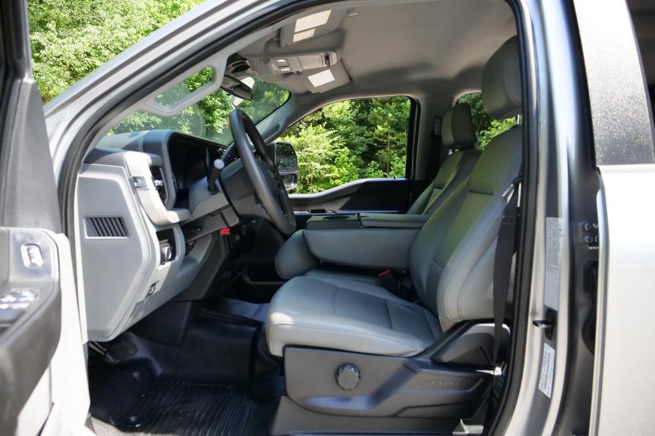 2023 Ford Super Duty F-350 XL 4X4 / PJ's Truck Body / 9FT Stake Bed / Power Lift! Lincolnton NC
