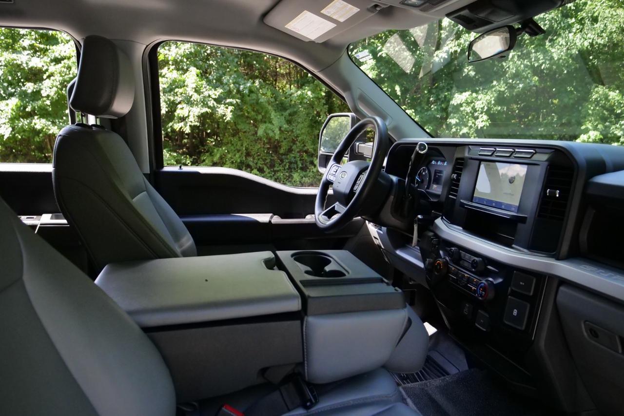 2023 Ford Super Duty F-350 XL 4X4 / PJ's Truck Body / 9FT Stake Bed / Power Lift! Lincolnton NC