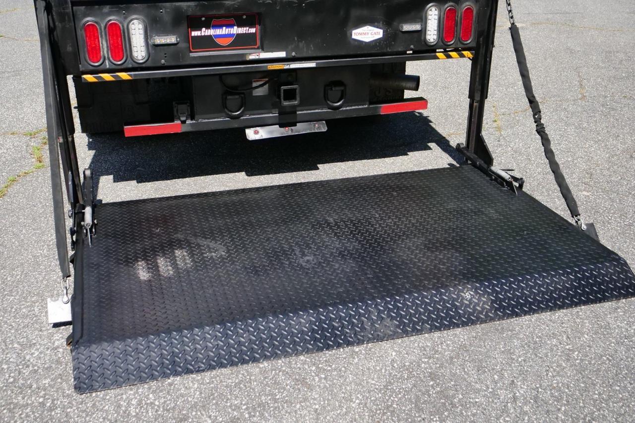 2023 Ford Super Duty F-350 XL 4X4 / PJ's Truck Body / 9FT Stake Bed / Power Lift! Lincolnton NC