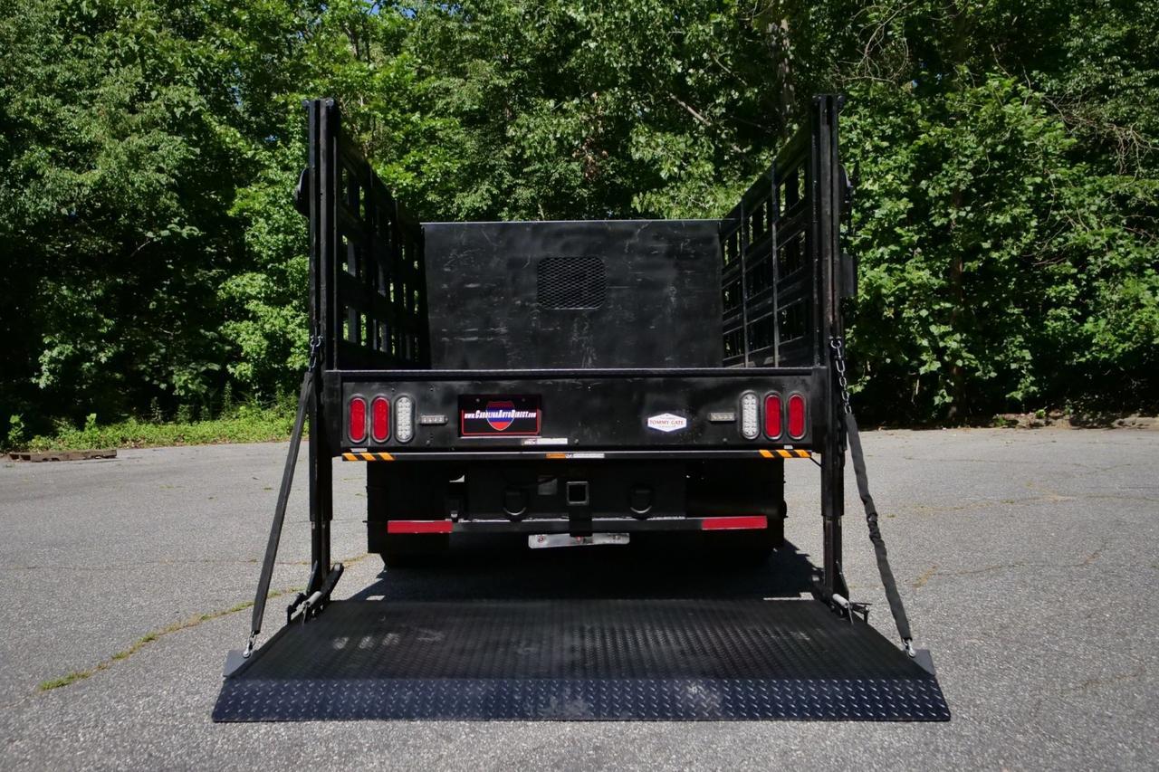 2023 Ford Super Duty F-350 XL 4X4 / PJ's Truck Body / 9FT Stake Bed / Power Lift! Lincolnton NC