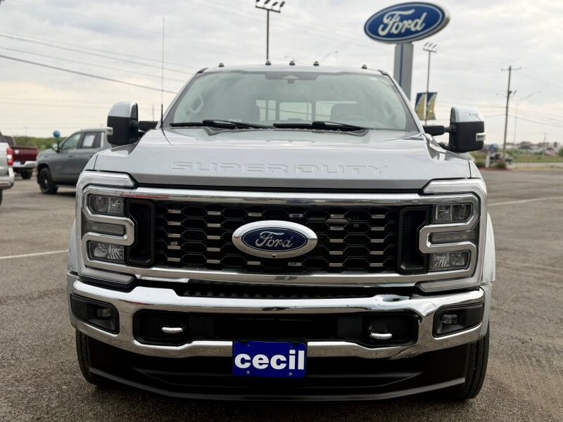 2023 Ford Super Duty F-450 DRW LARIAT Del Rio TX