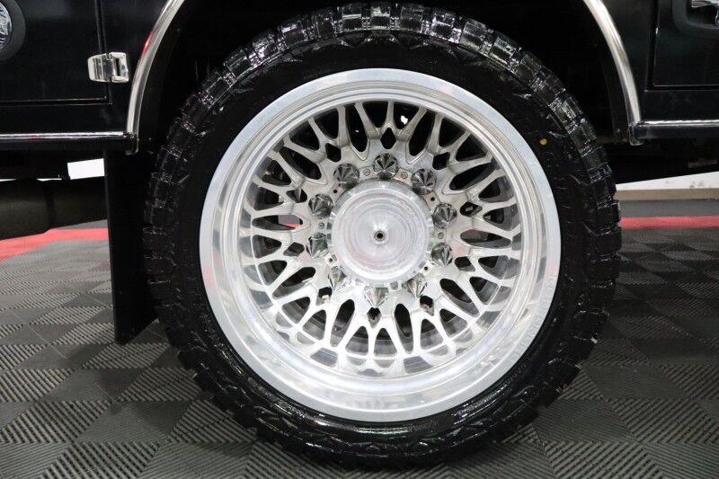 2023 Ford Super Duty F-450 DRW LARIAT 6.7L Diesel Dually Flatbed 24in KG Forged Wheels 35in Tir Arlington TX