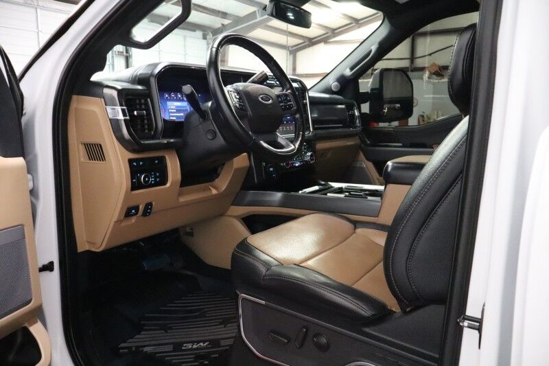 2023 Ford Super Duty F-450 DRW LARIAT 6.7L Diesel Dually Flatbed 24in KG Forged Wheels 35in Tir Arlington TX