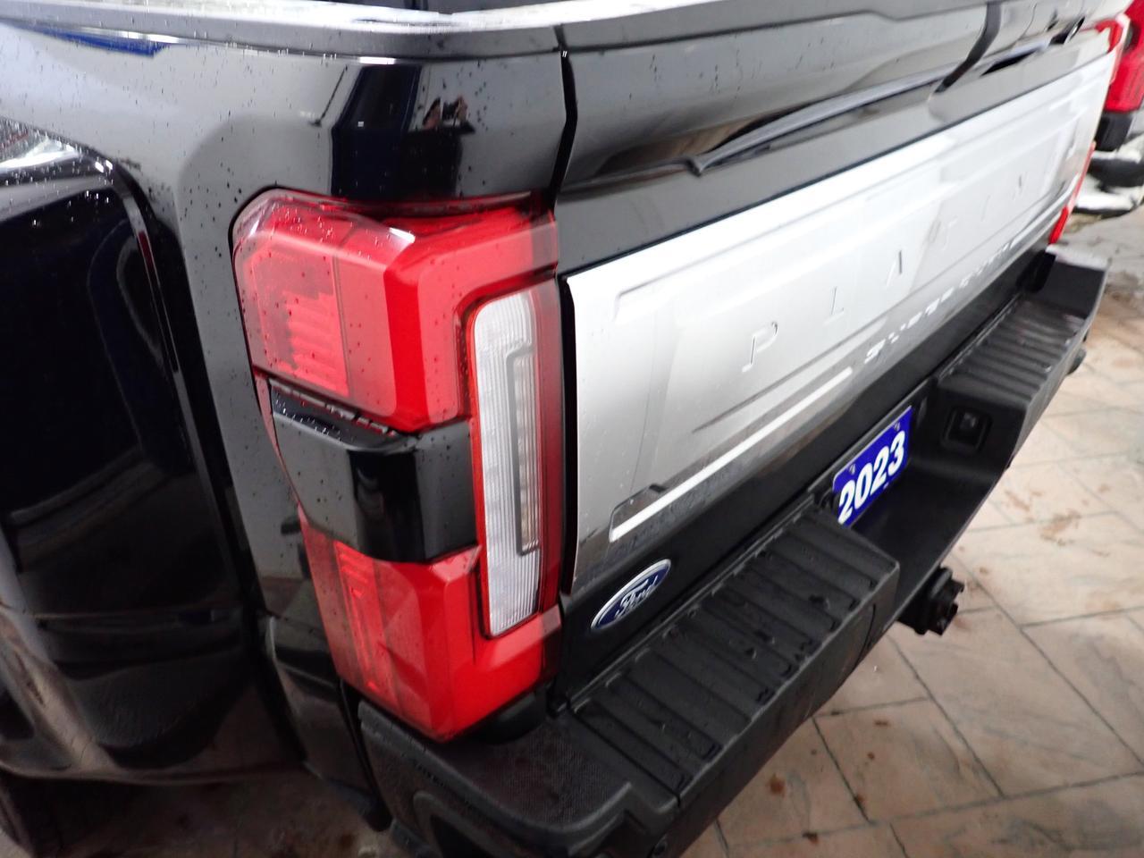 2023 Ford Super Duty F-450 DRW PLATINUM CREW DRW LEATHER DULY SUNROOF 4WD *DIESEL* Listowel ON