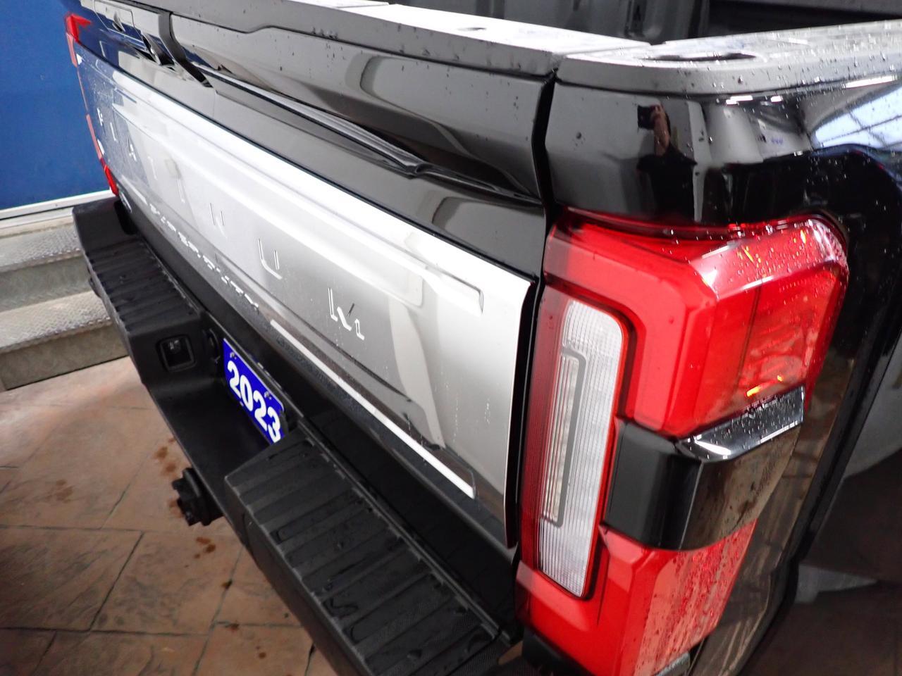 2023 Ford Super Duty F-450 DRW PLATINUM CREW DRW LEATHER DULY SUNROOF 4WD *DIESEL* Listowel ON