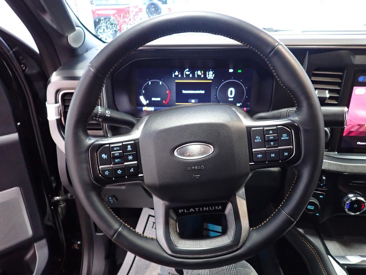 2023 Ford Super Duty F-450 DRW PLATINUM CREW DRW LEATHER DULY SUNROOF 4WD *DIESEL* Listowel ON