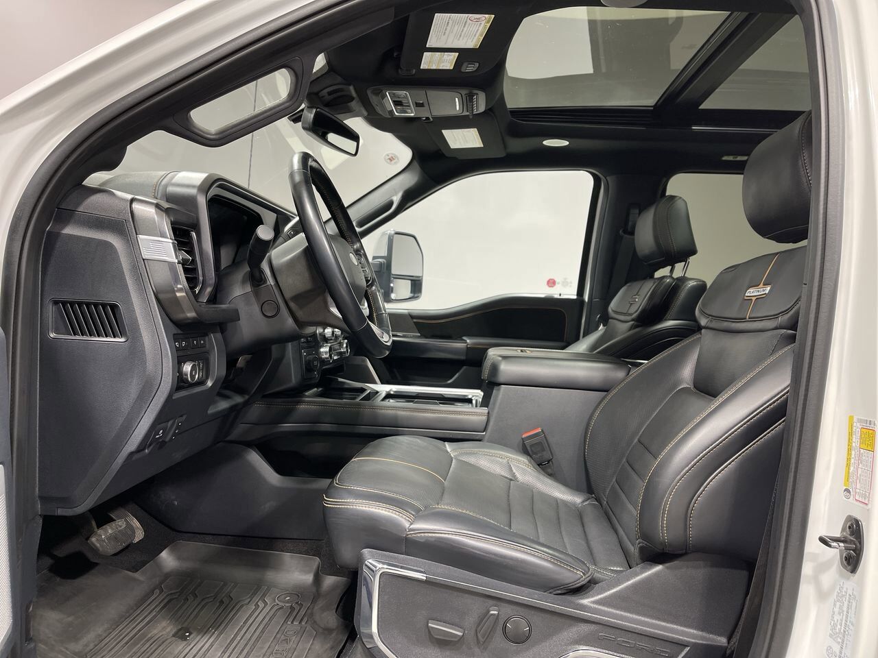 2023 Ford Super Duty F-450 DRW Platinum Sherwood Park AB