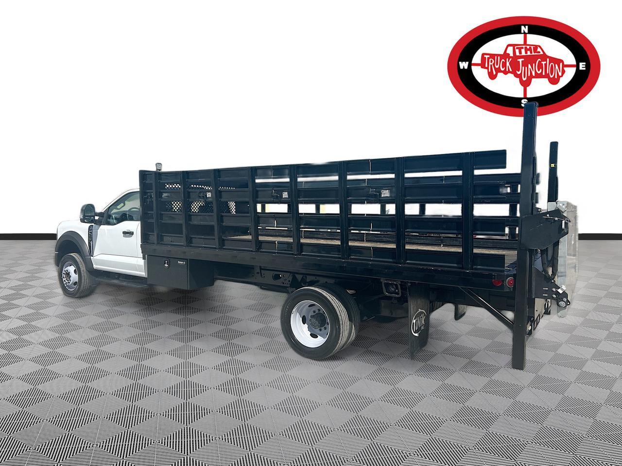 2023 Ford Super Duty F-450 DRW XL 2WD Reg Cab CA Venice FL