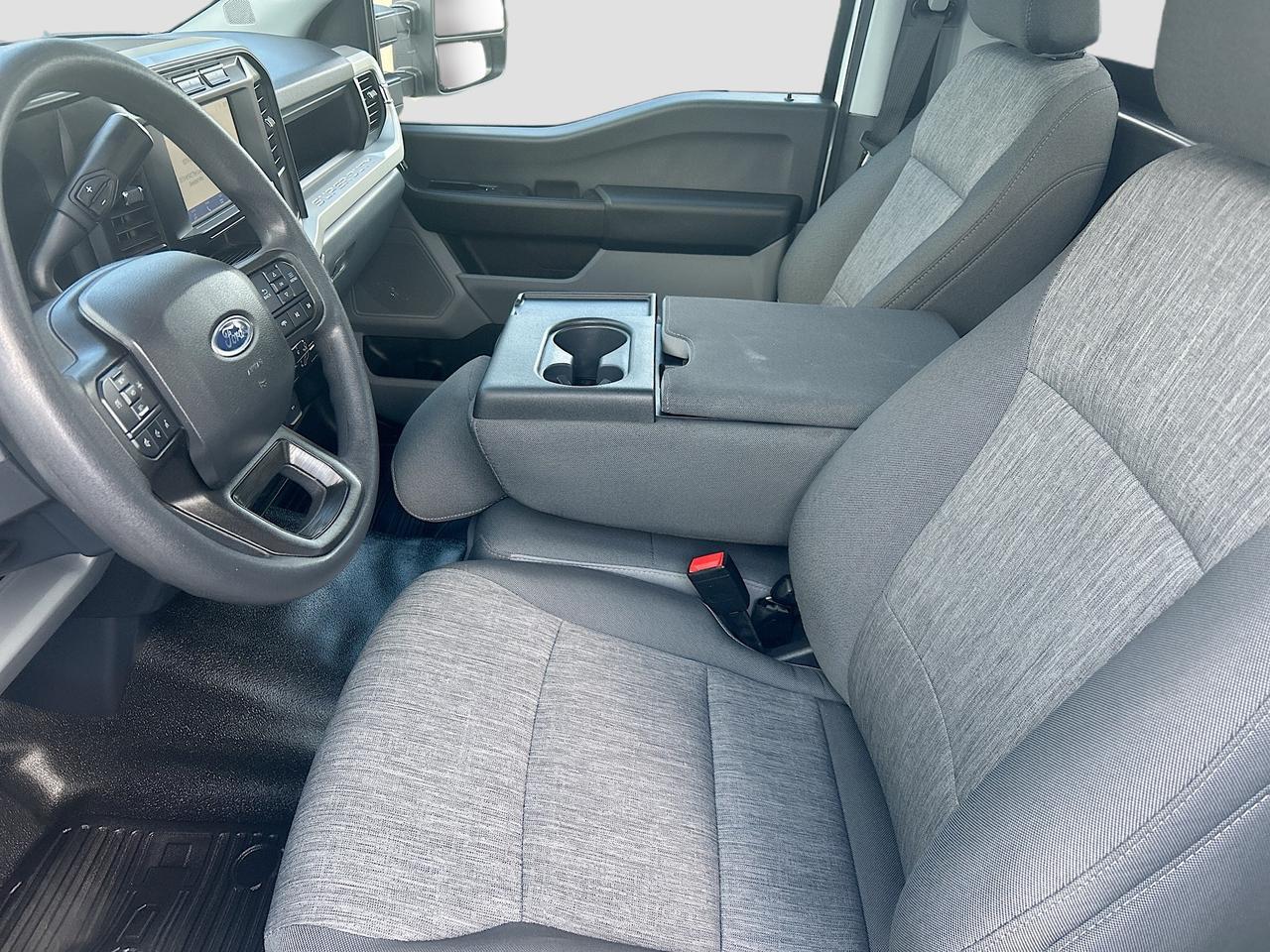 2023 Ford Super Duty F-450 DRW XL 2WD Reg Cab CA Venice FL