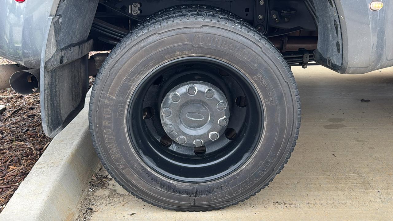 2023 Ford Super Duty F-450 DRW XL New Braunfels TX