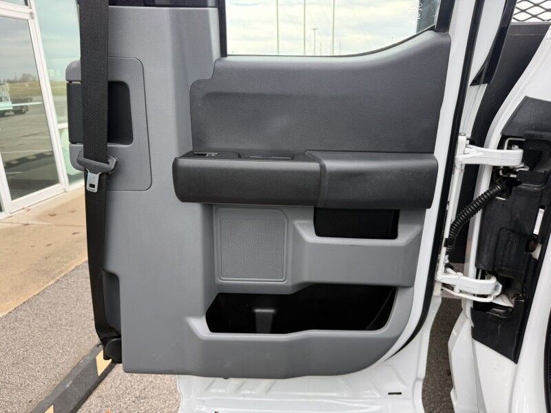 2023 Ford Super Duty F-550 7.3L V8 4x4 Flatbed XL Collinsville OK