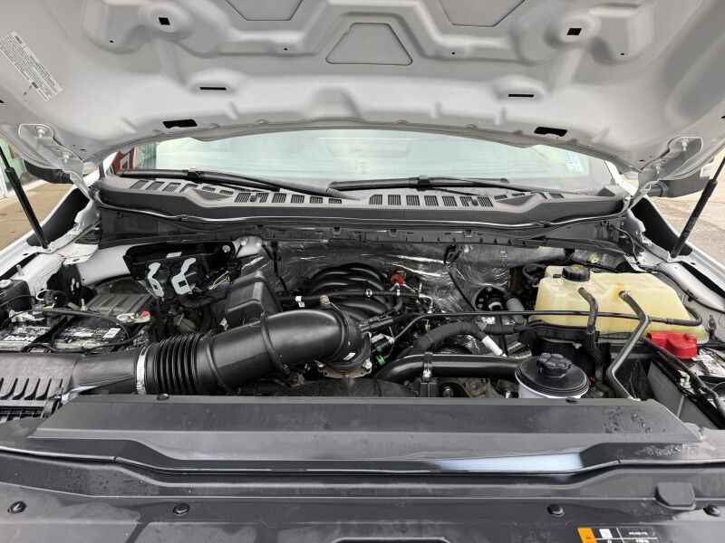 2023 Ford Super Duty F-550 7.3L V8 4x4 Flatbed XL Collinsville OK