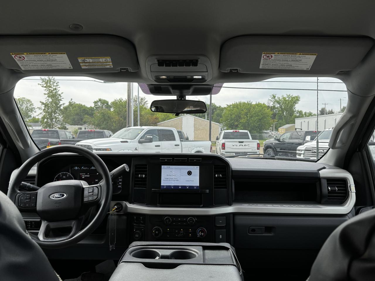 2023 Ford Super Duty F-550 DRW Chassis-Cab 4WD Truck | V8 Diesel | MyKey | Towing Pkg | 5th Wheel Htich Redwater AB