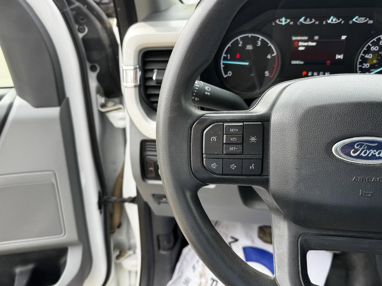 2023 Ford Super Duty F-550 DRW Chassis-Cab 4WD Truck | V8 Diesel | MyKey | Towing Pkg | 5th Wheel Htich Redwater AB