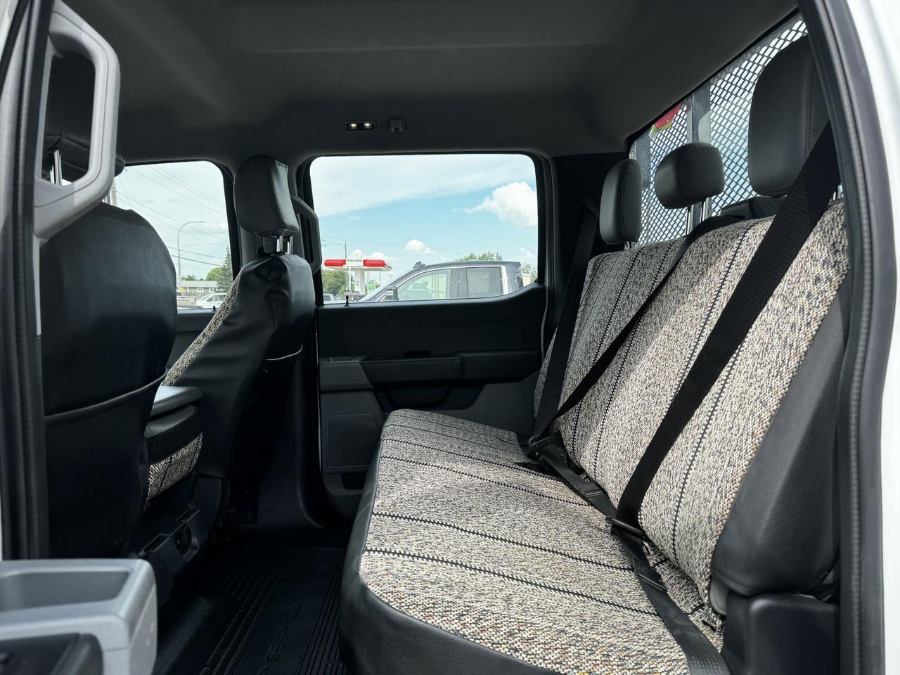 2023 Ford Super Duty F-550 DRW Chassis-Cab 4WD Truck | V8 Diesel | MyKey | Towing Pkg | 5th Wheel Htich Redwater AB