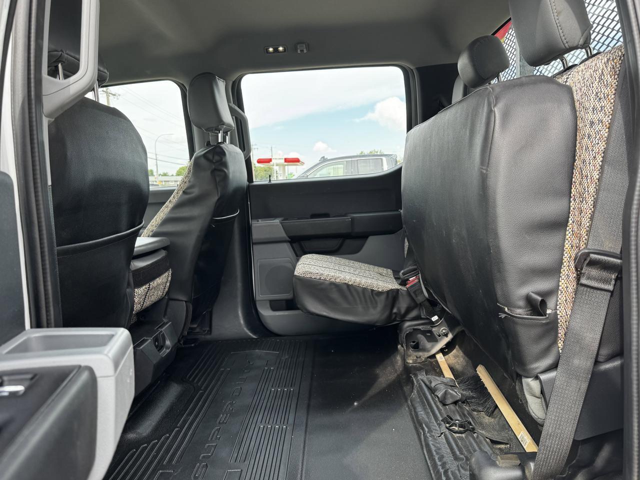 2023 Ford Super Duty F-550 DRW Chassis-Cab 4WD Truck | V8 Diesel | MyKey | Towing Pkg | 5th Wheel Htich Redwater AB