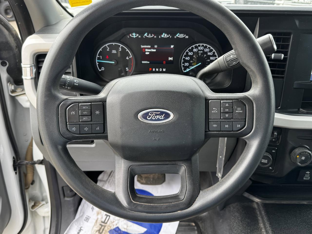 2023 Ford Super Duty F-550 DRW Chassis-Cab 4WD Truck | V8 Diesel | MyKey | Towing Pkg | 5th Wheel Htich Redwater AB