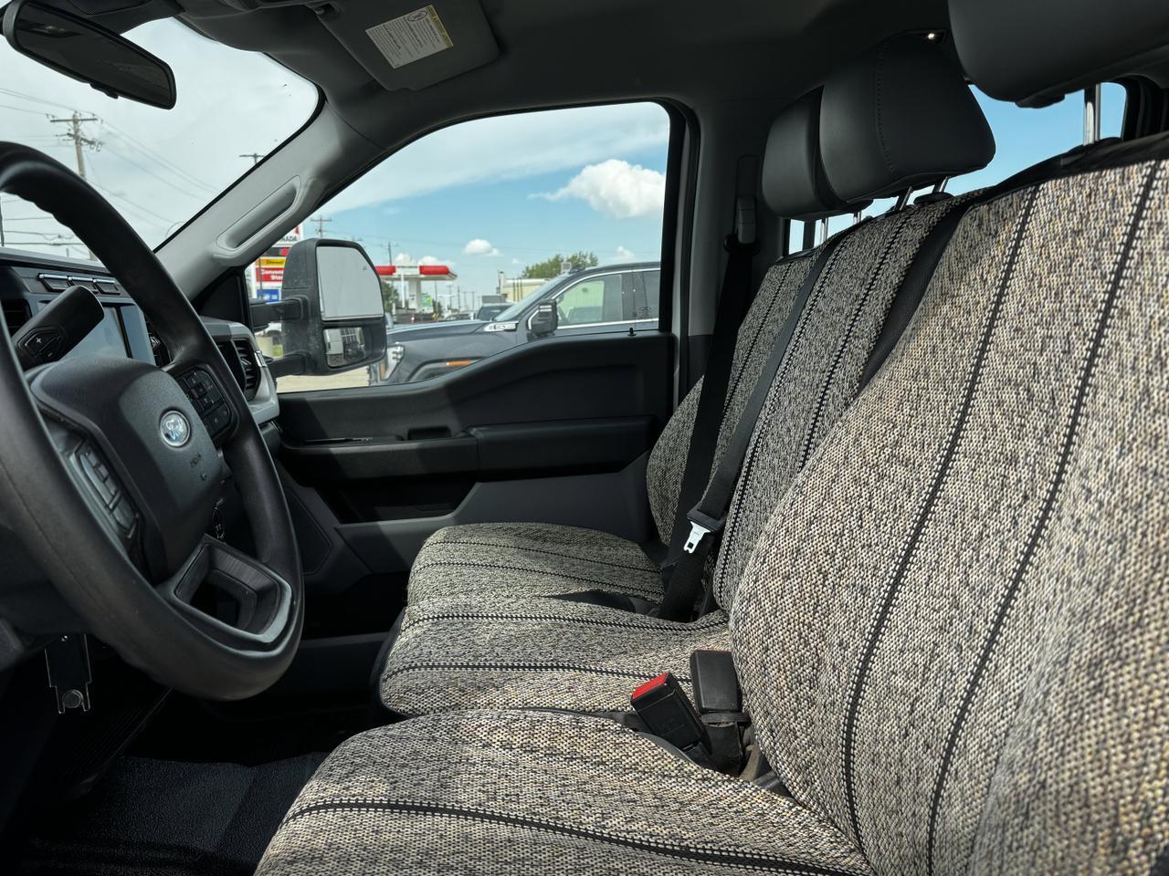 2023 Ford Super Duty F-550 DRW Chassis-Cab 4WD Truck | V8 Diesel | MyKey | Towing Pkg | 5th Wheel Htich Redwater AB