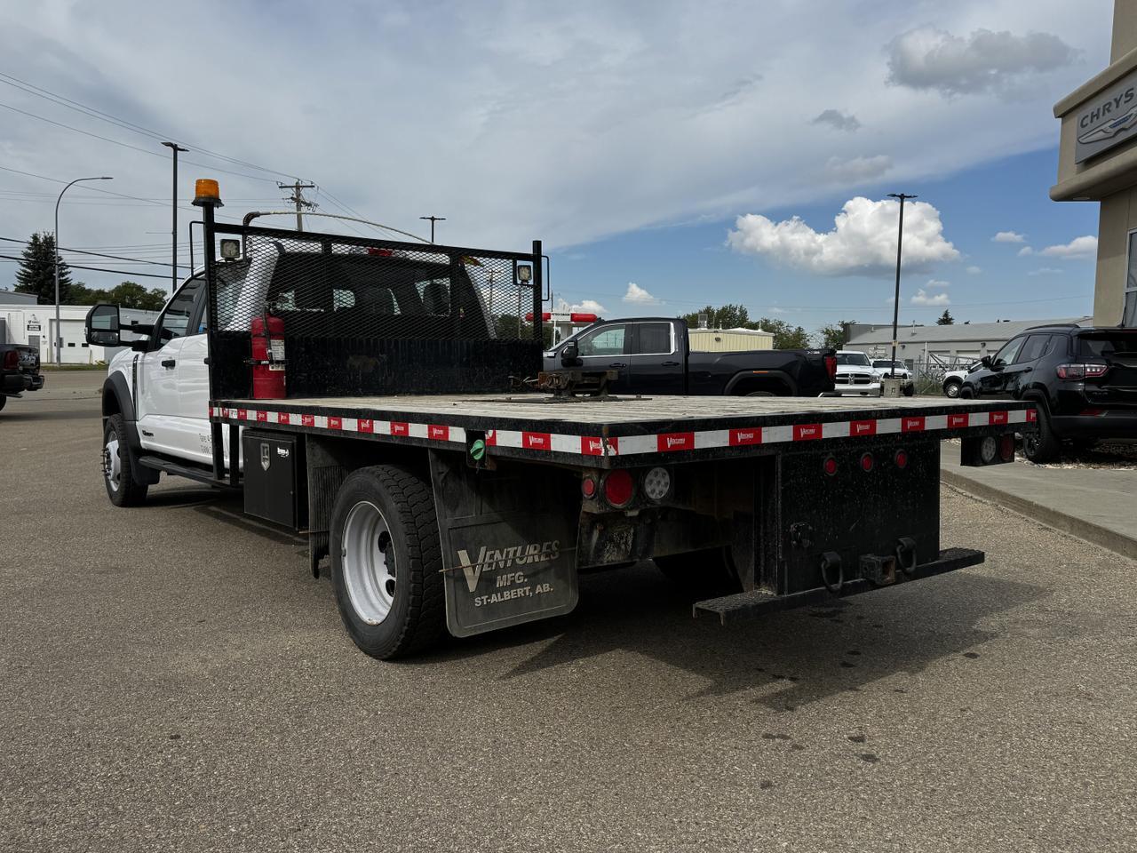 2023 Ford Super Duty F-550 DRW Chassis-Cab 4WD Truck | V8 Diesel | MyKey | Towing Pkg | 5th Wheel Htich Redwater AB