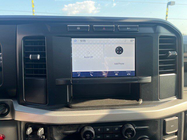 2023 Ford Super Duty F-600 DRW Crane Truck XL New Braunfels TX