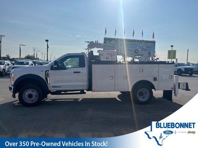 2023 Ford Super Duty F-600 DRW Crane Truck XL New Braunfels TX