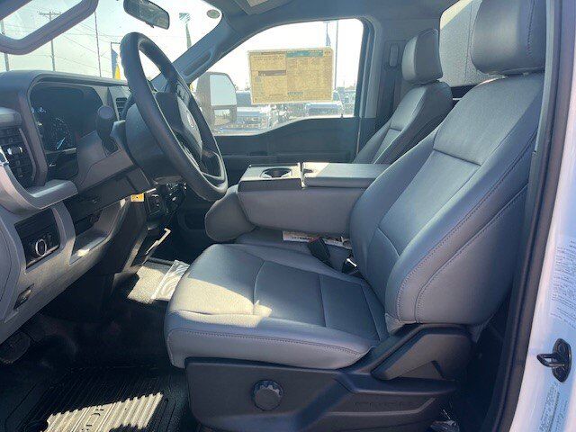 2023 Ford Super Duty F-600 DRW Crane Truck XL New Braunfels TX