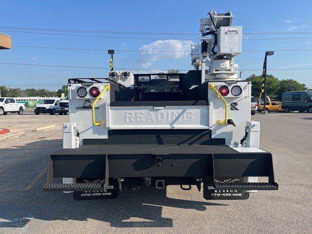 2023 Ford Super Duty F-600 DRW Crane Truck XL New Braunfels TX