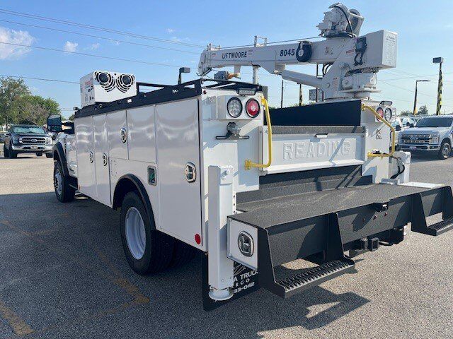 2023 Ford Super Duty F-600 DRW Crane Truck XL New Braunfels TX