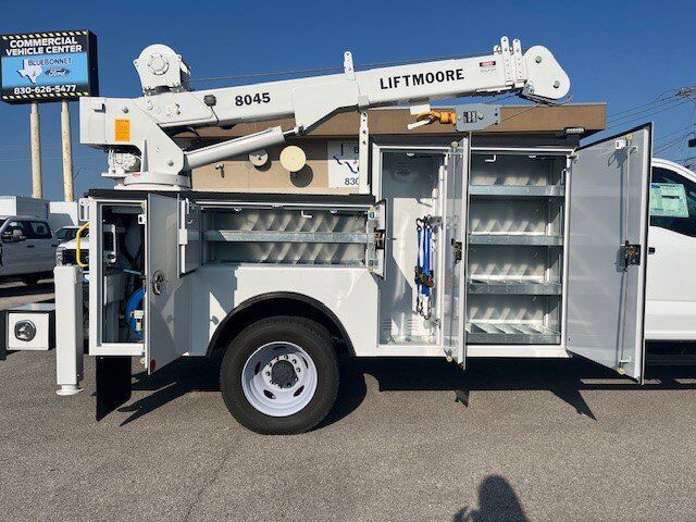 2023 Ford Super Duty F-600 DRW Crane Truck XL New Braunfels TX