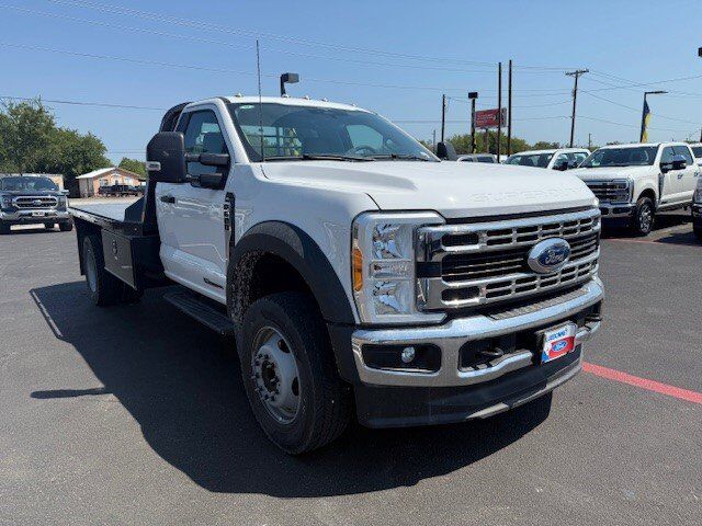 2023 Ford Super Duty F-600 DRW Flatbed XL New Braunfels TX