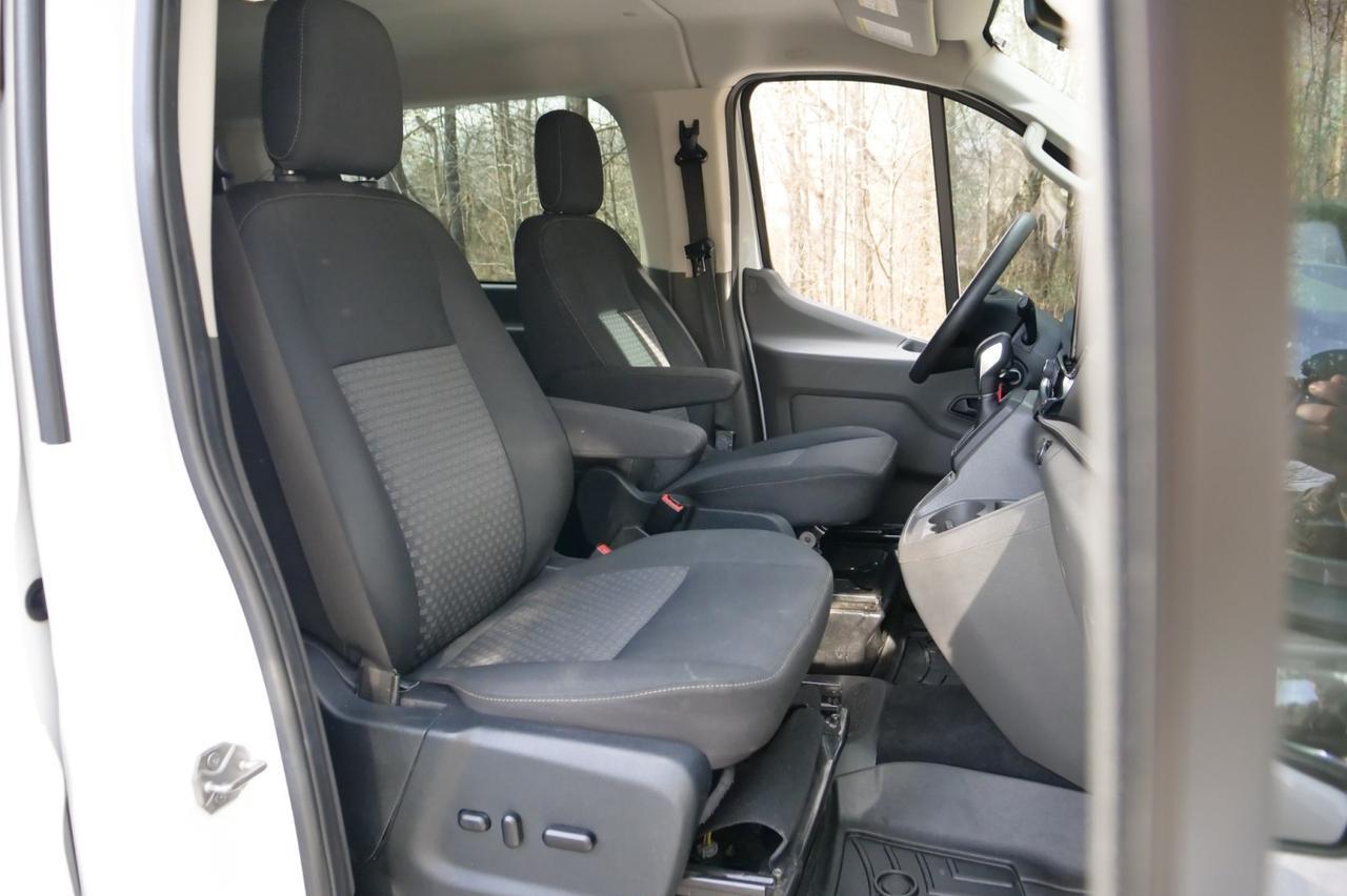 2023 Ford T-350 XLT / Low Roof / 12 Seat Passenger Van! Lincolnton NC