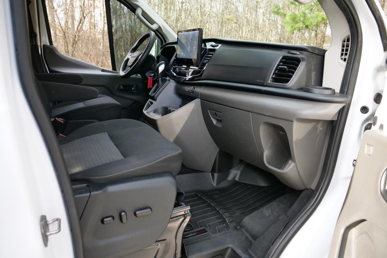 2023 Ford T-350 XLT / Low Roof / 12 Seat Passenger Van! Lincolnton NC