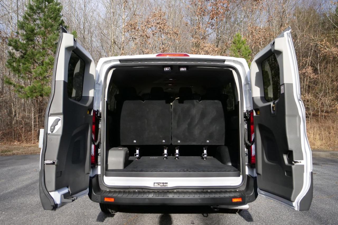 2023 Ford T-350 XLT / Low Roof / 12 Seat Passenger Van! Lincolnton NC