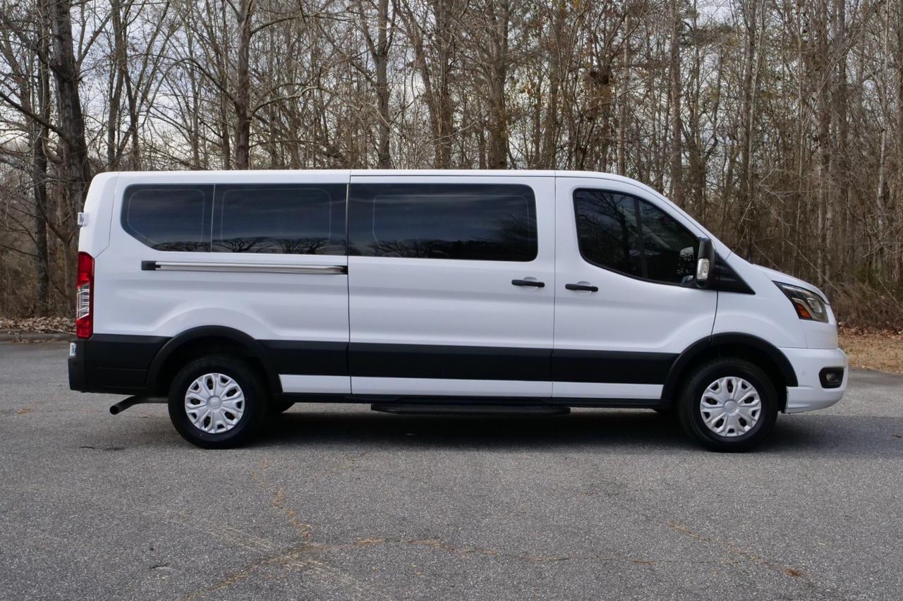 2023 Ford T-350 XLT / Low Roof / 12 Seat Passenger Van! Lincolnton NC