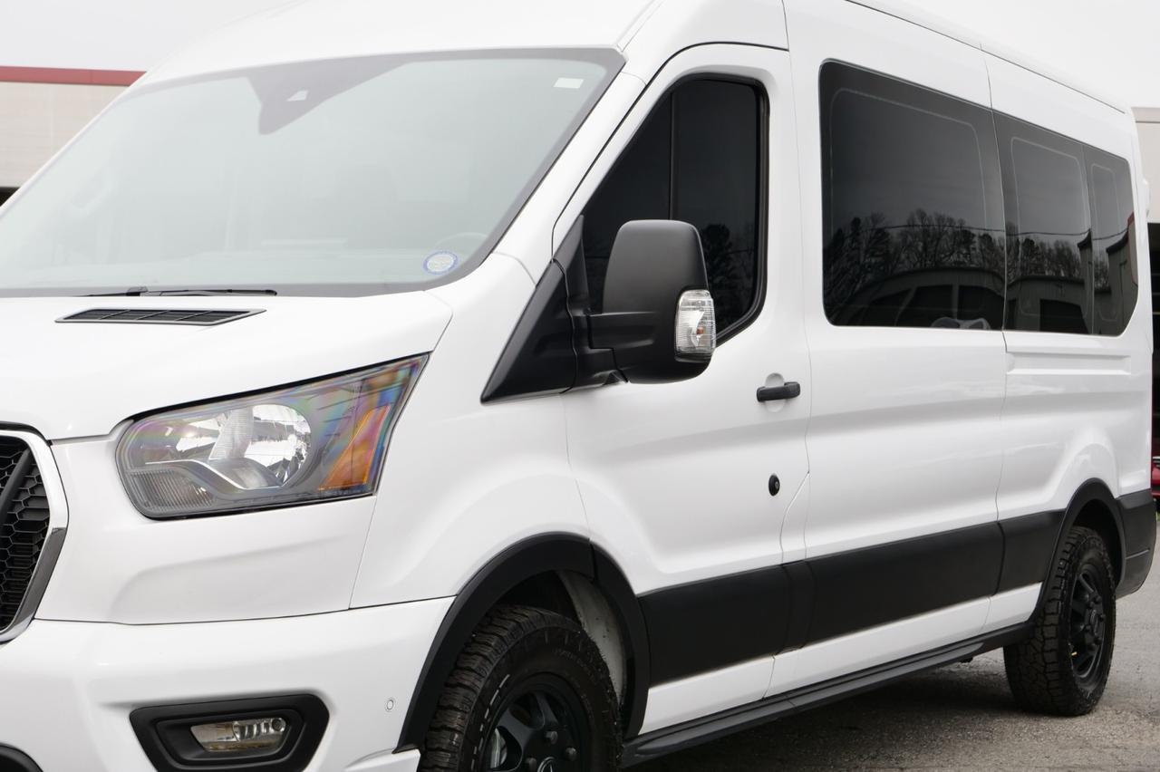 2023 Ford T-350 XLT / Passenger Van / 15 Seats / AWD! Lincolnton NC