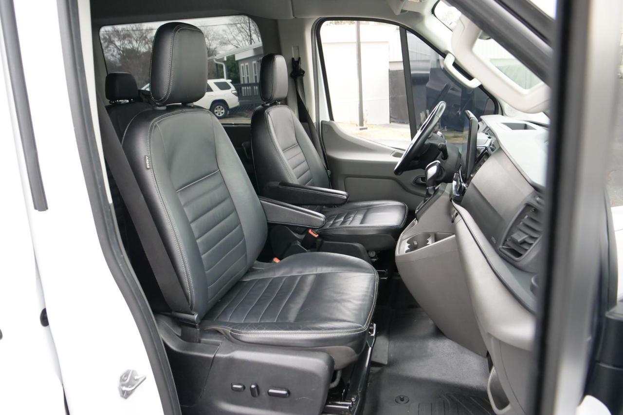 2023 Ford T-350 XLT / Passenger Van / 15 Seats / AWD! Lincolnton NC