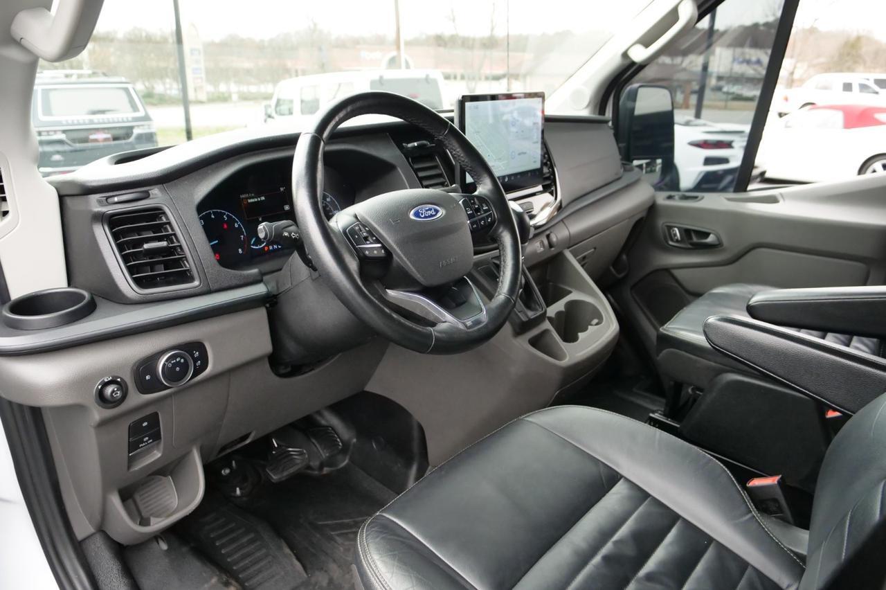 2023 Ford T-350 XLT / Passenger Van / 15 Seats / AWD! Lincolnton NC