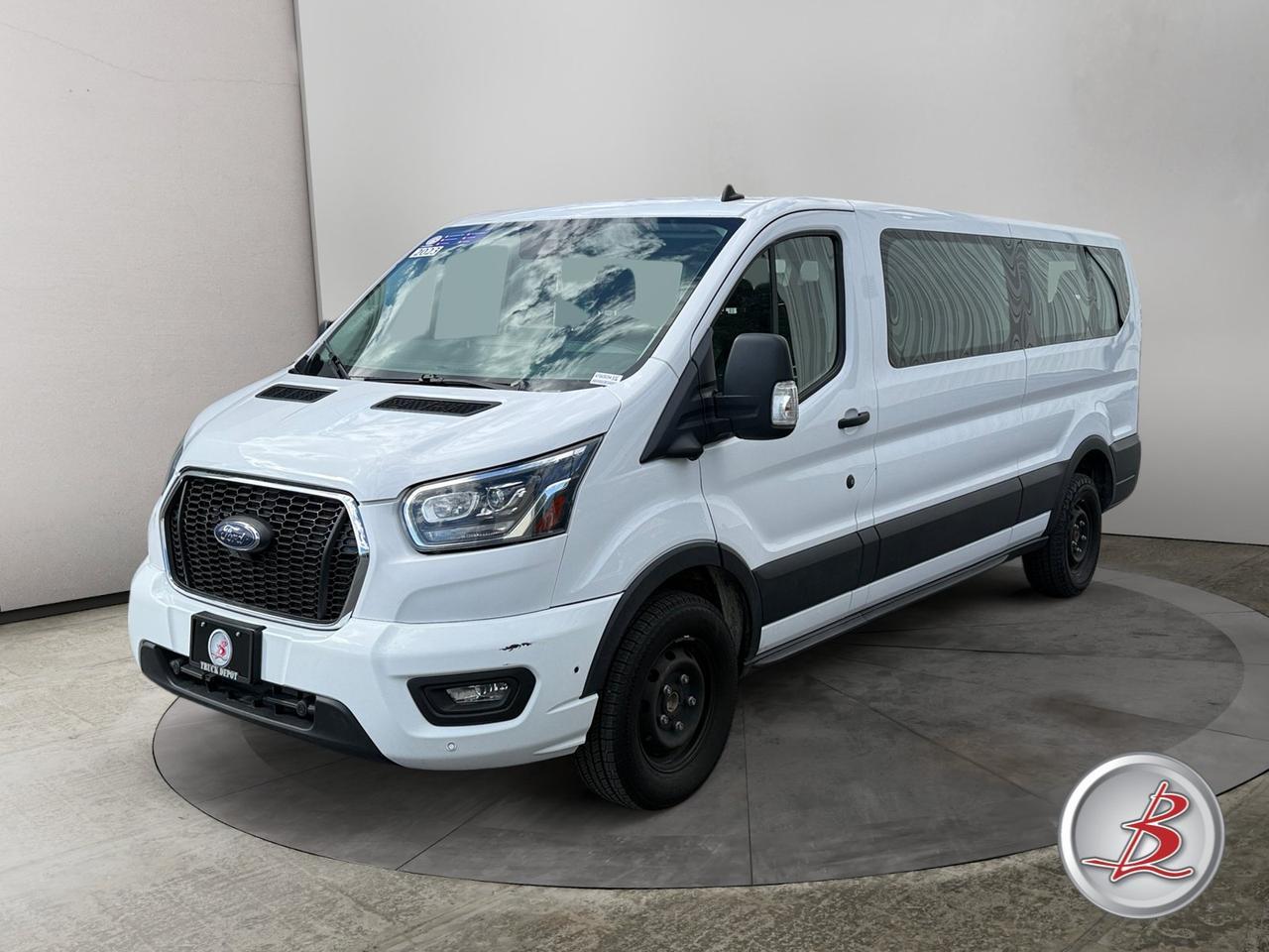 2023 Ford TRANSIT PASSENGER WAGON
