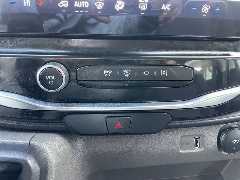 2023 Ford Transit 15 Passenger Wagon XLT Collinsville OK