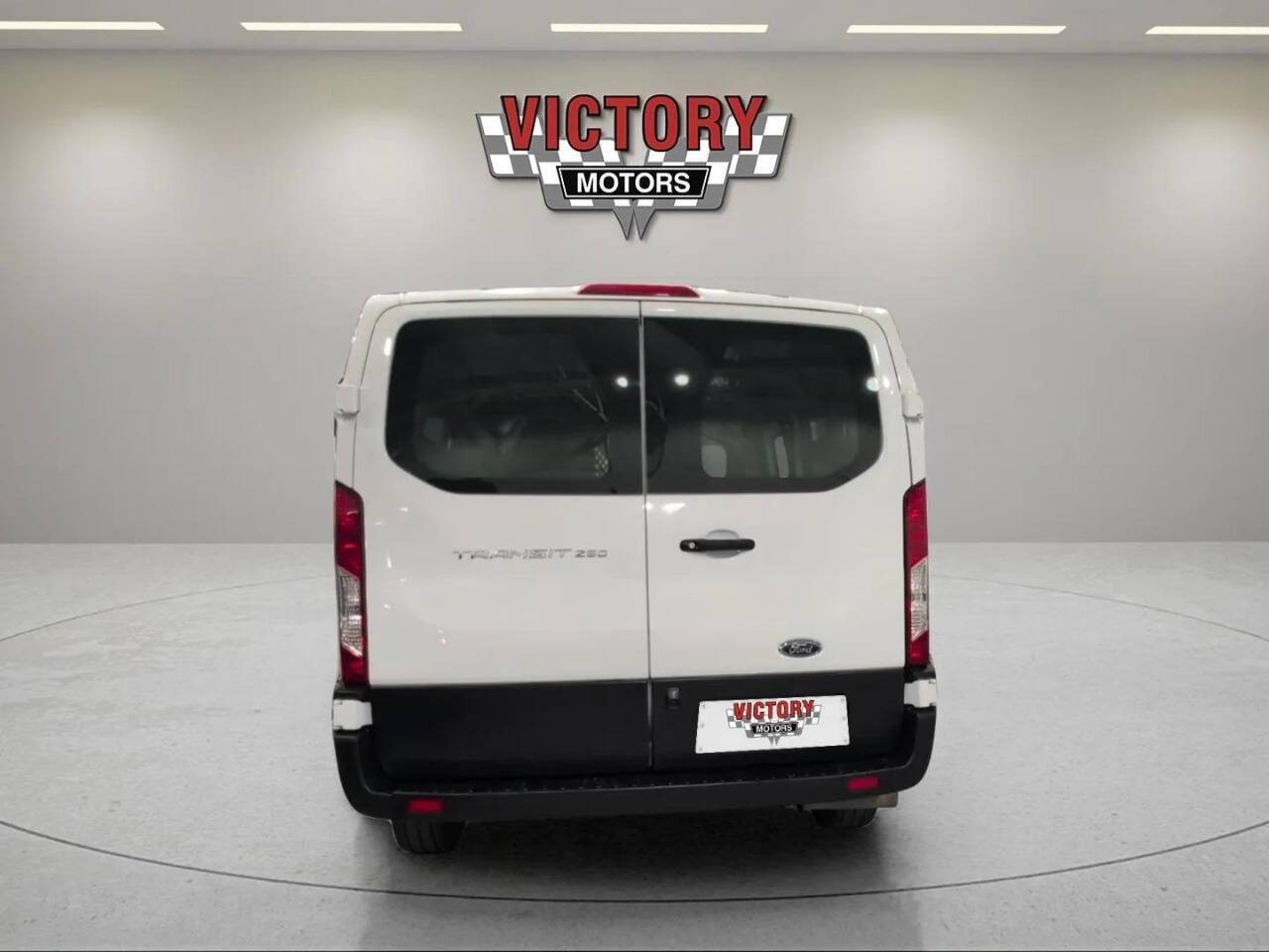 2023 Ford Transit 250 3dr SWB Low Roof Cargo Van Chesterfield MI