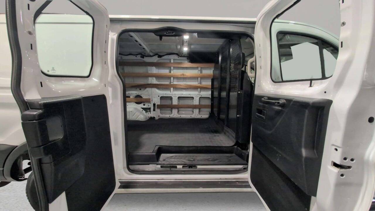 2023 Ford Transit 250 3dr SWB Low Roof Cargo Van Chesterfield MI