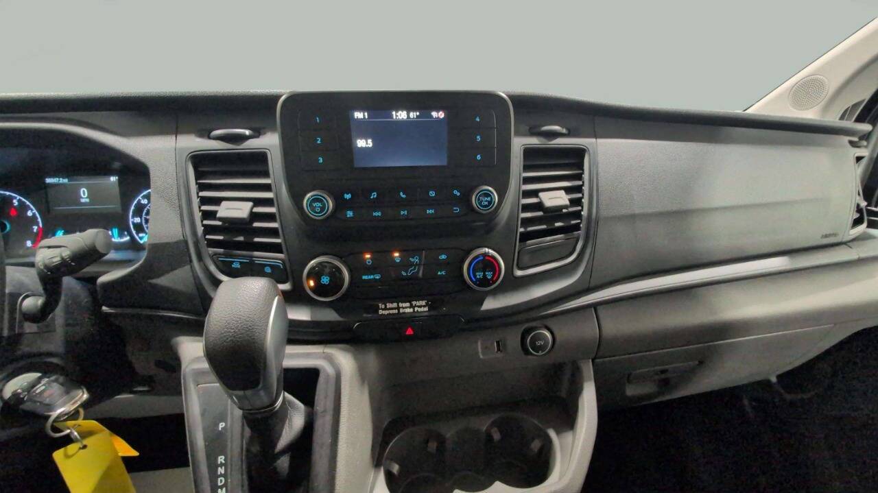 2023 Ford Transit 250 3dr SWB Low Roof Cargo Van Chesterfield MI