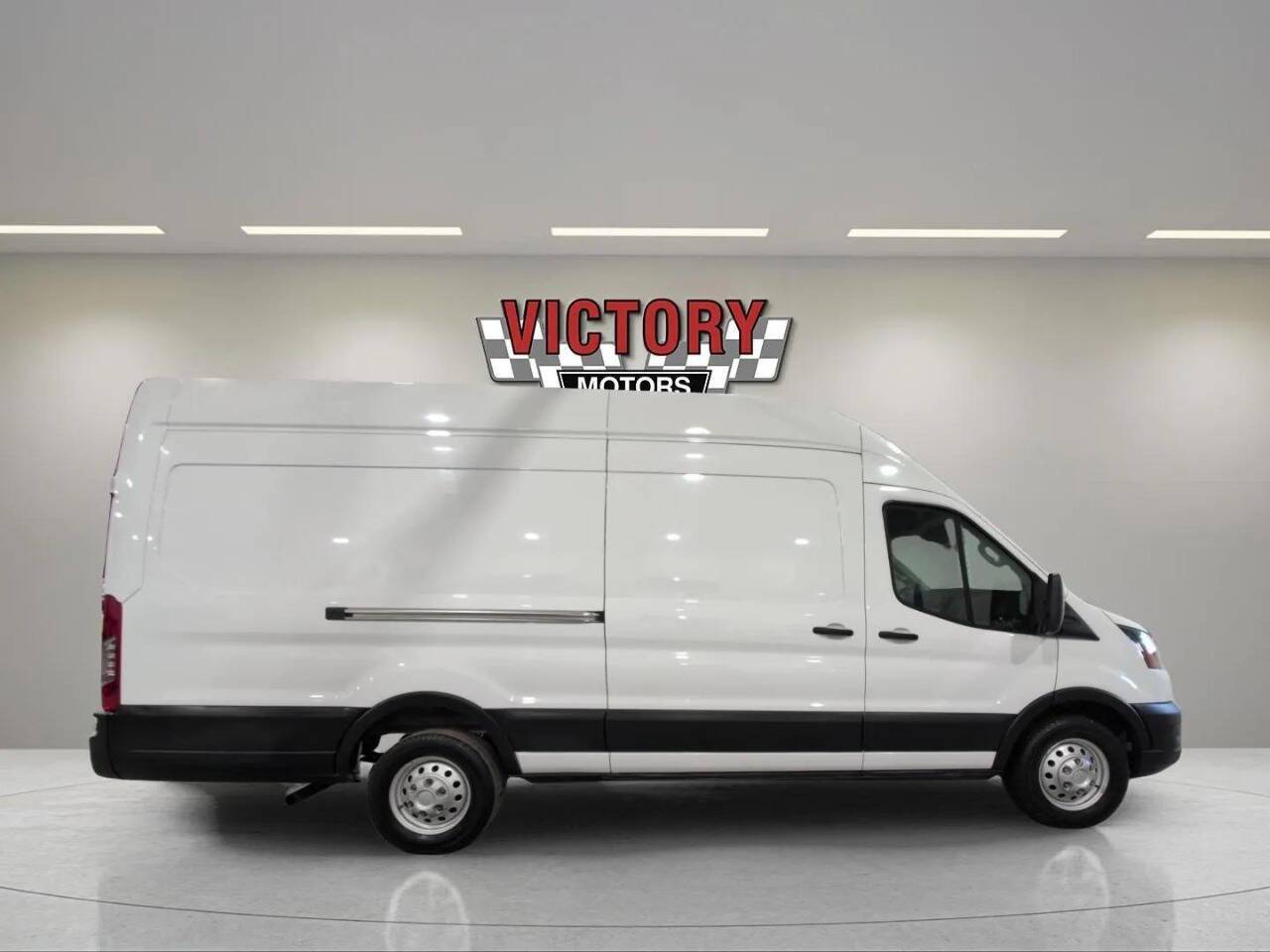 2023 Ford Transit 250 AWD 3dr LWB High Roof Extended Cargo Van Lake Orion MI