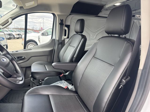 2023 Ford Transit-250 Base Random Lake WI