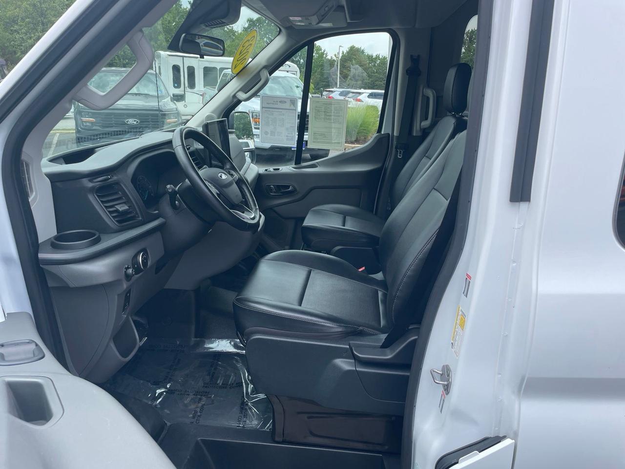 2023 Ford Transit-250 Base Springfield VA